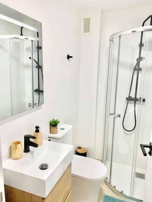Gascona Centro Con Parking Apartment Oviedo Luaran gambar